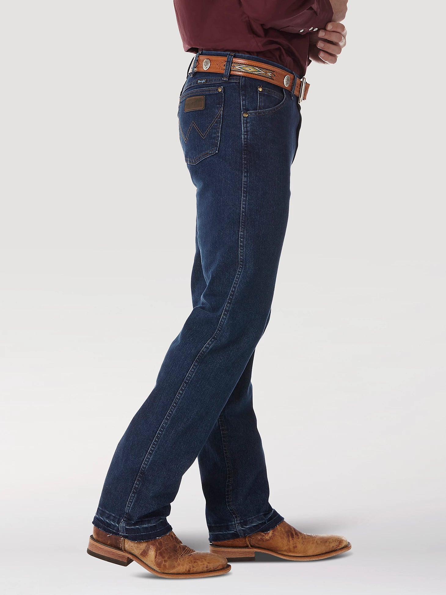JEANS DE AJUSTE REGULAR WRANGLER PREMIUM PERFORMANCE COWBOY CUT® PARA HOMBRE EN ENJUAGUE DE MEDIANOCHE 