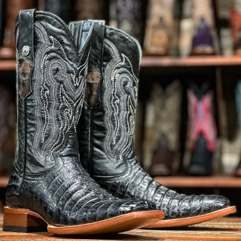 Bota negra con estampado de cola Tanner Mark Caiman para hombre