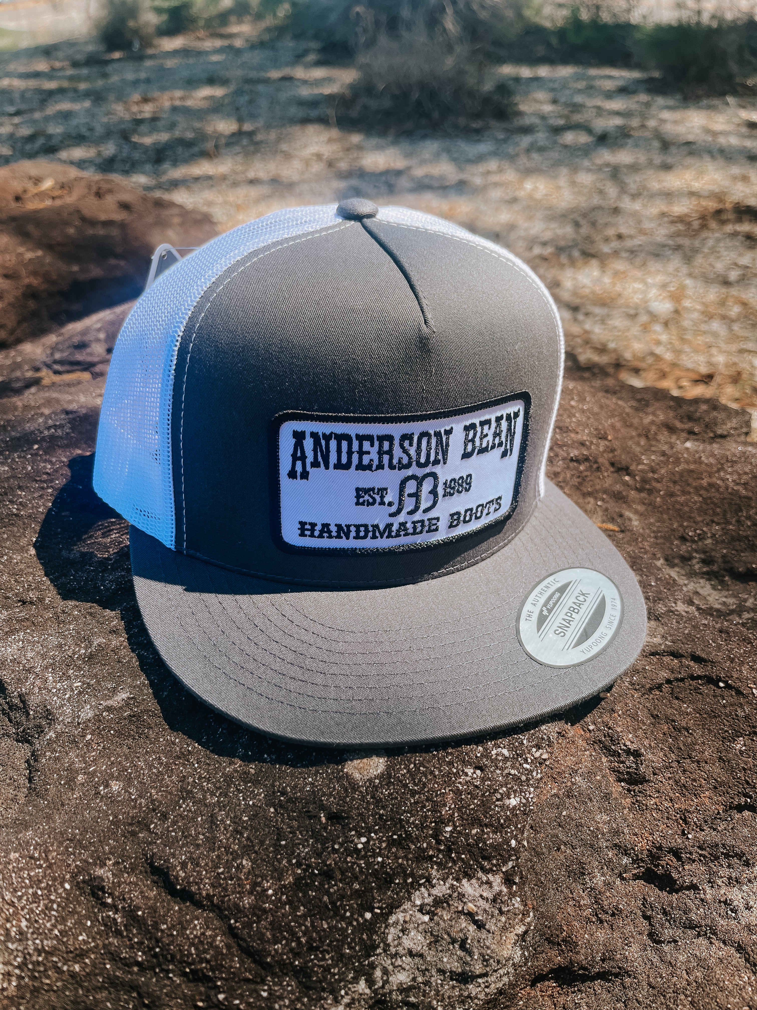 Gorra tipo frijol Anderson de Red Dirt Hat Co.