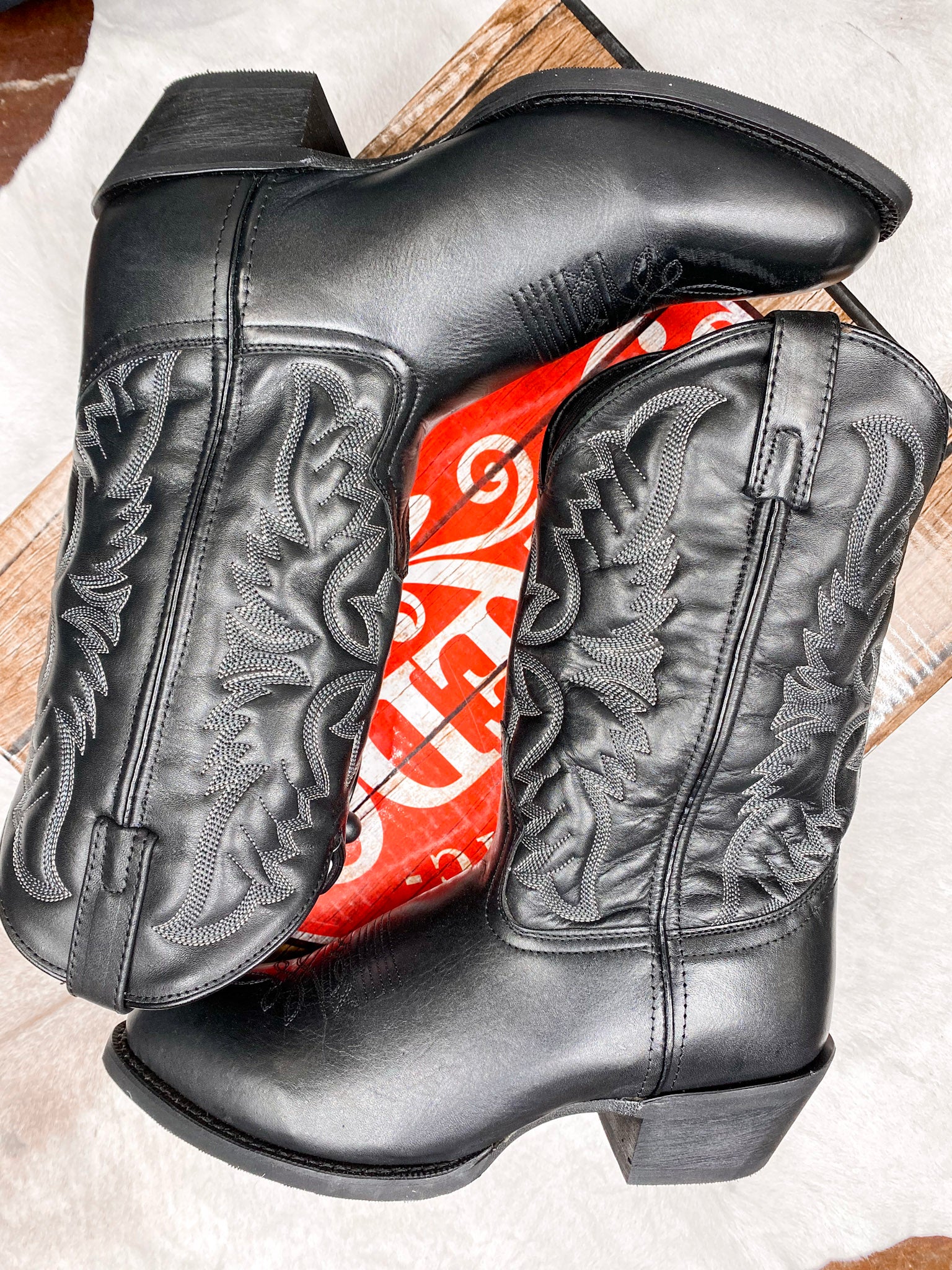 LAREDO BIRCHWOOD LEATHER BLACK BOOT