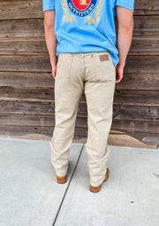 JEANS WRANGLER COWBOY CUT ORIGINAL FIT EN BRONCEADO PRELAVADO 