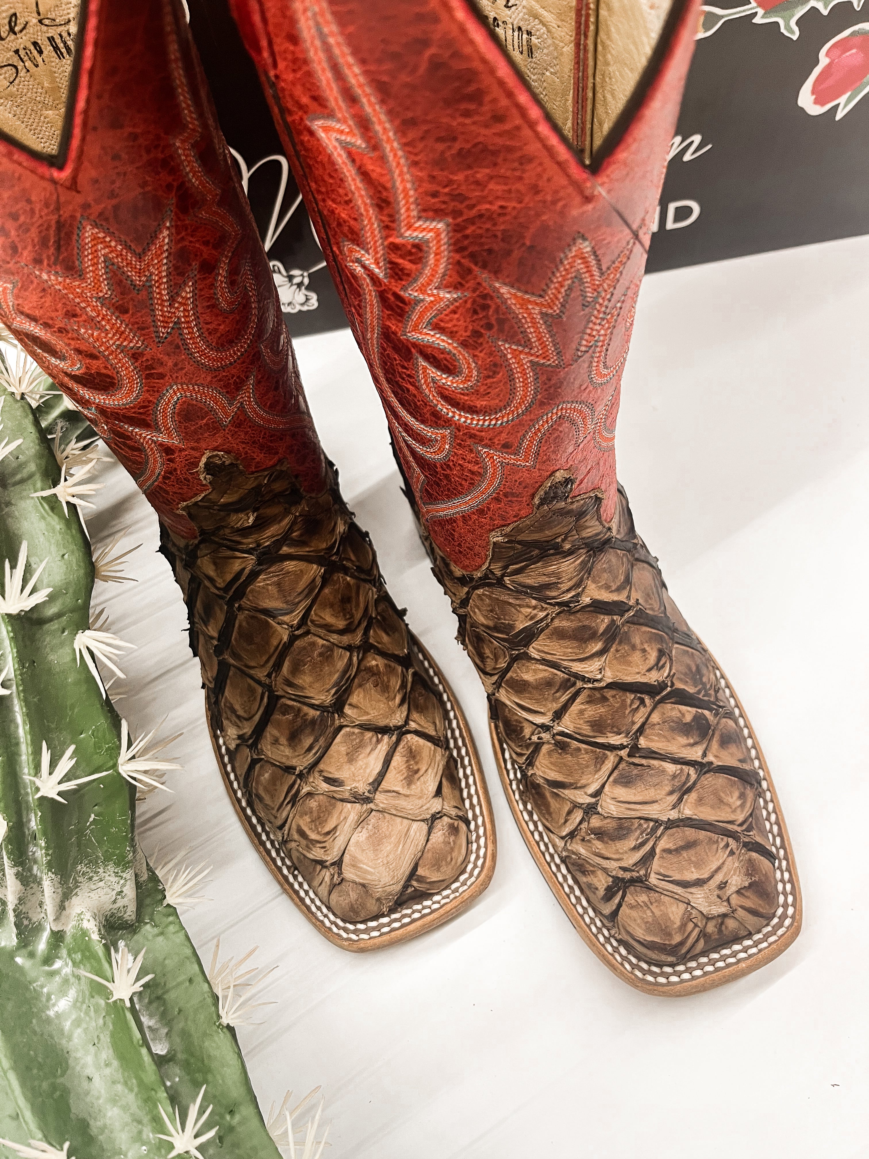 Botas de bajo Macie Bean Top Hand Cigar Matte para mujer