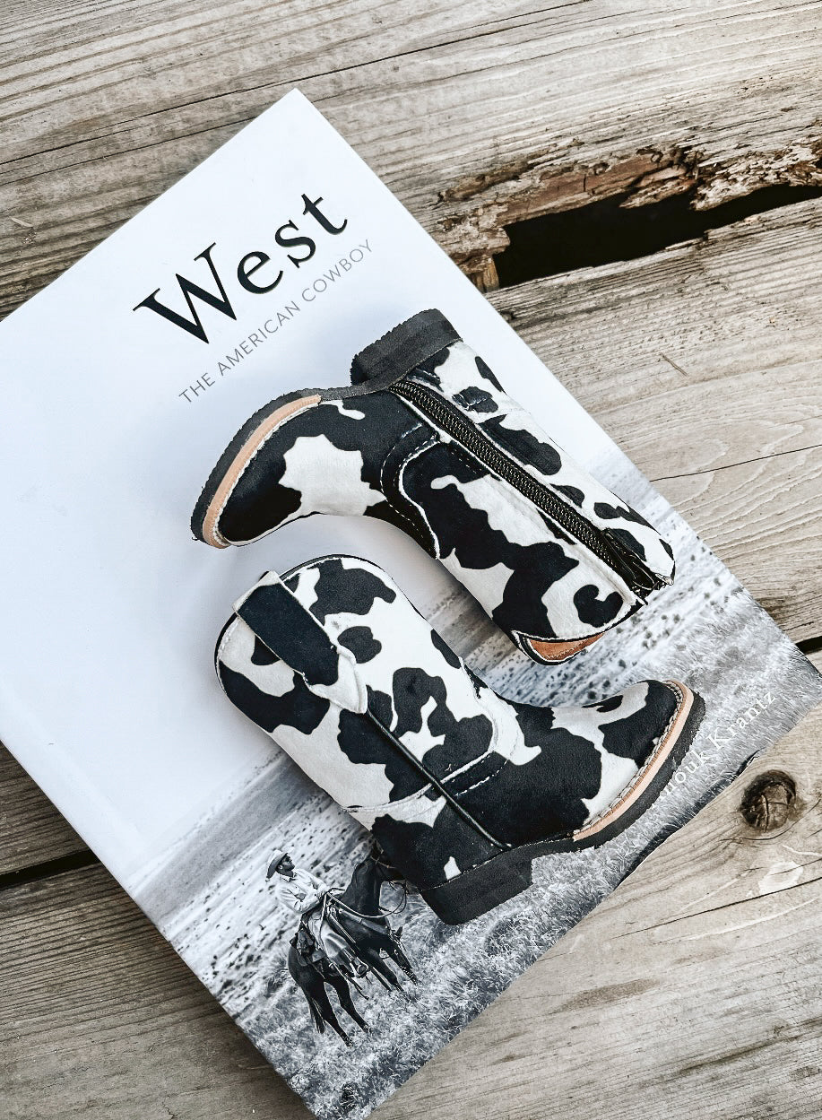 Tanner Mark Girl's Black Cow Boots