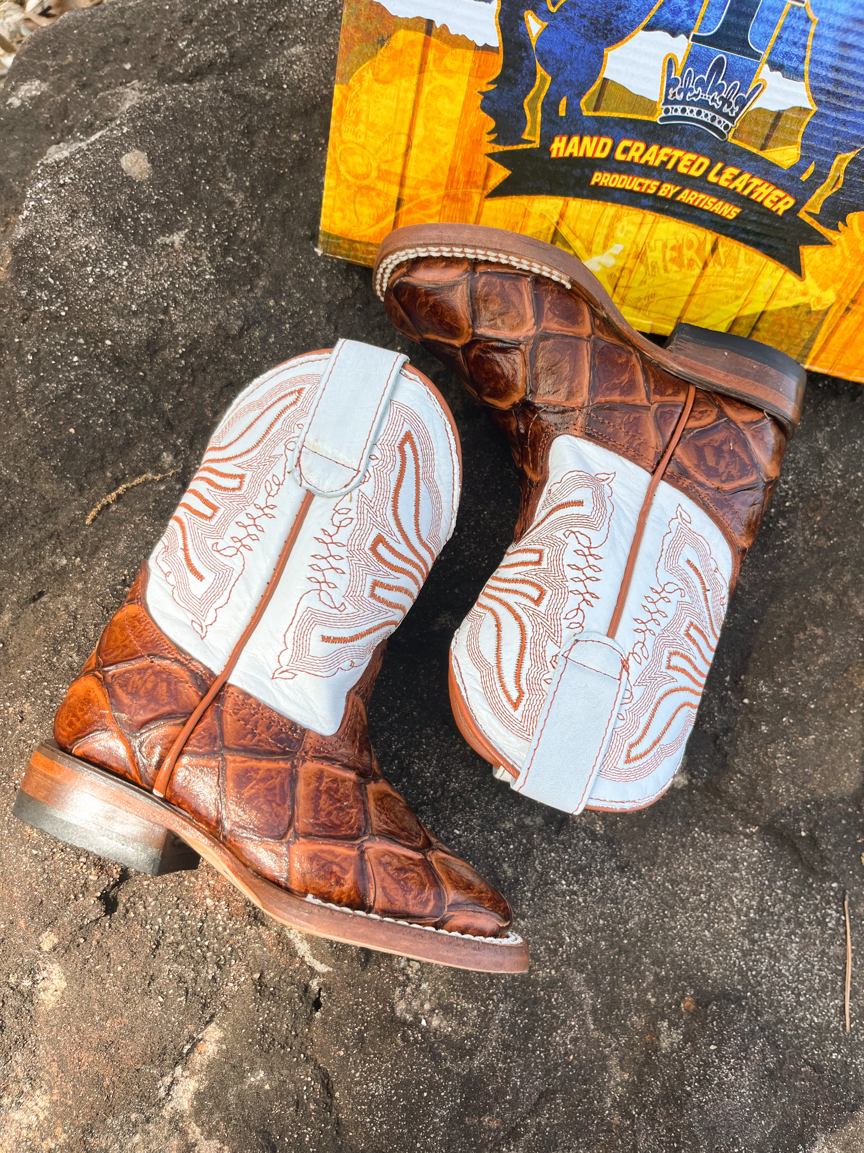 Youth Tanner Mark Arnold Fish Boot