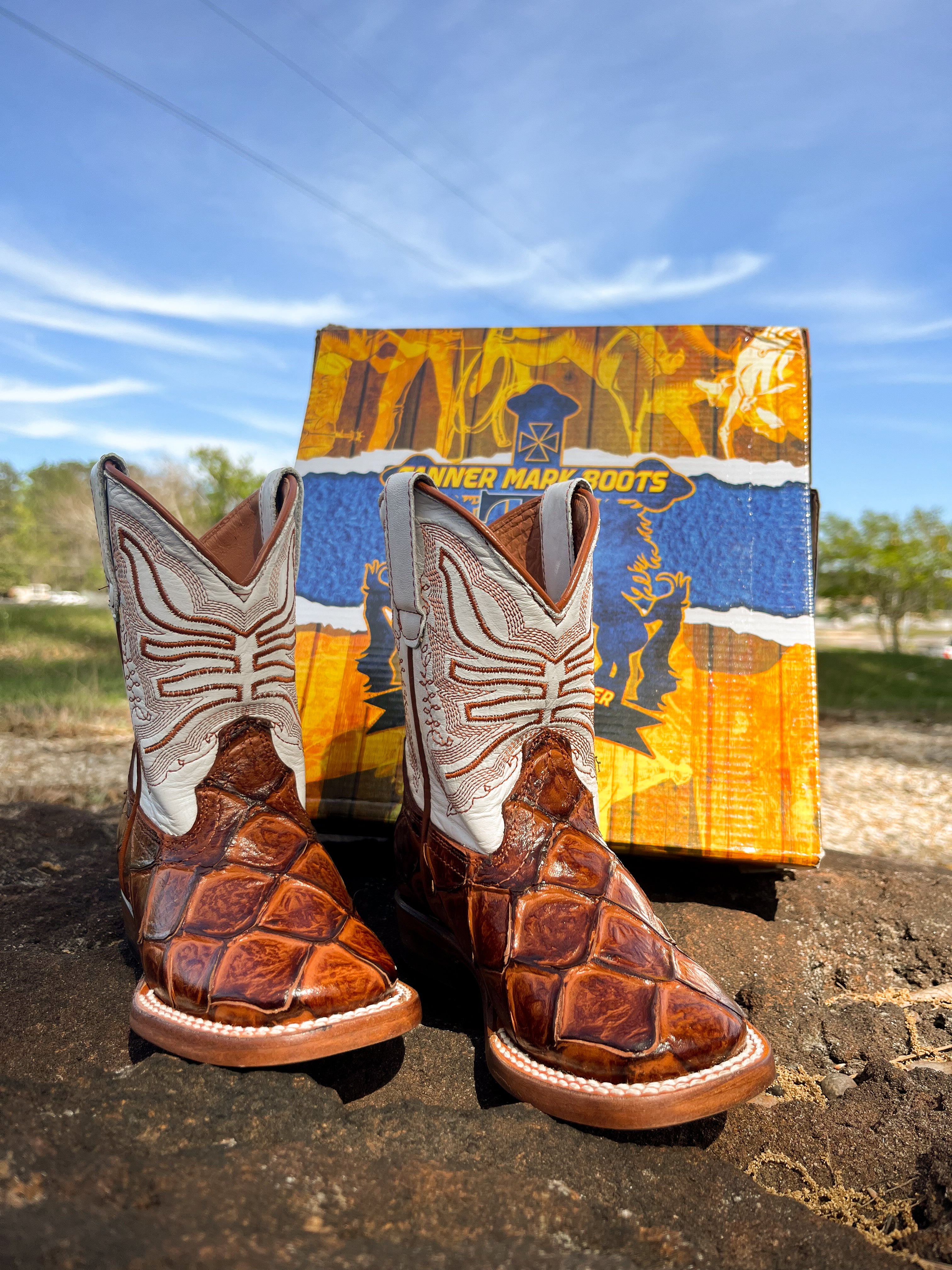 Youth Tanner Mark Arnold Fish Boot