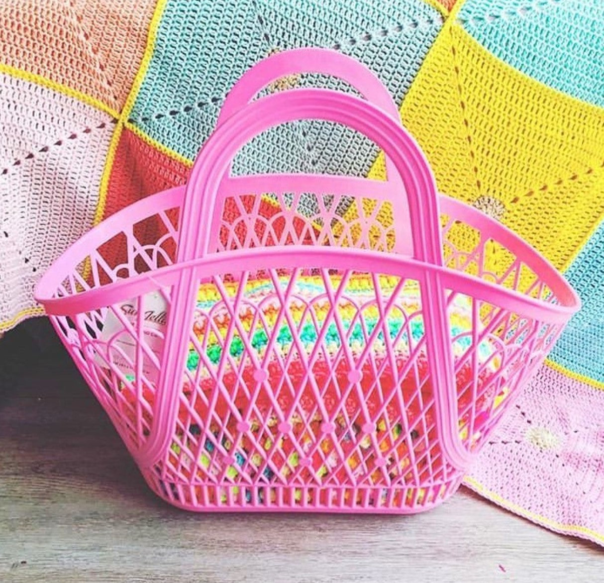 CESTA BETTY EN ROSA CHICLE