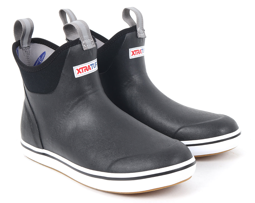 Bota náutica al tobillo XTRATUF para hombre en negro